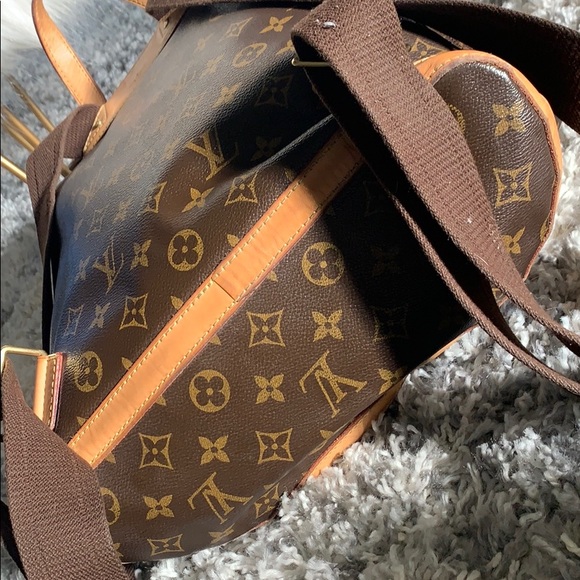 Louis Vuitton Bosporus Backpack - Picture 5 of 8